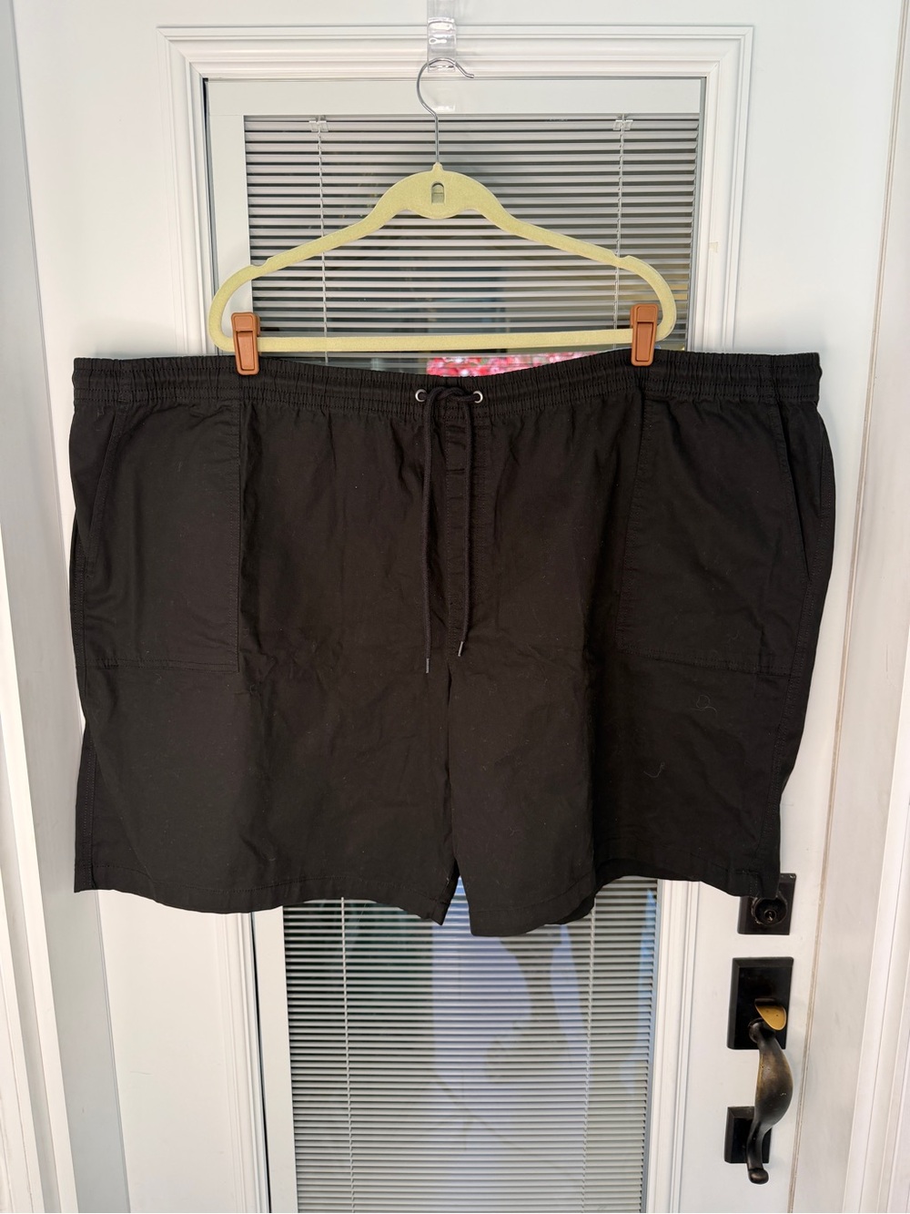 NWT George Men’s 5XL Black Jogger Short - Straight Fit Thru Hip and Thigh